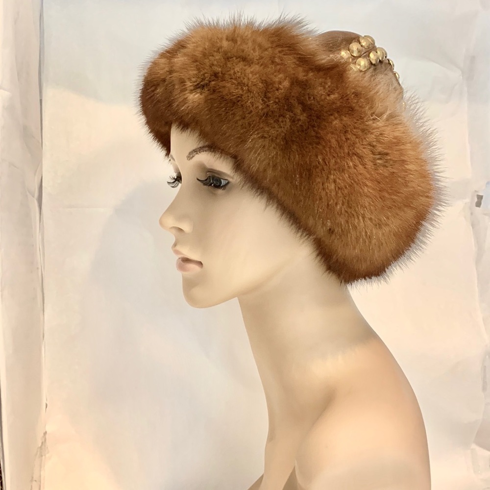 Fur Hat - Picture 16 of 16